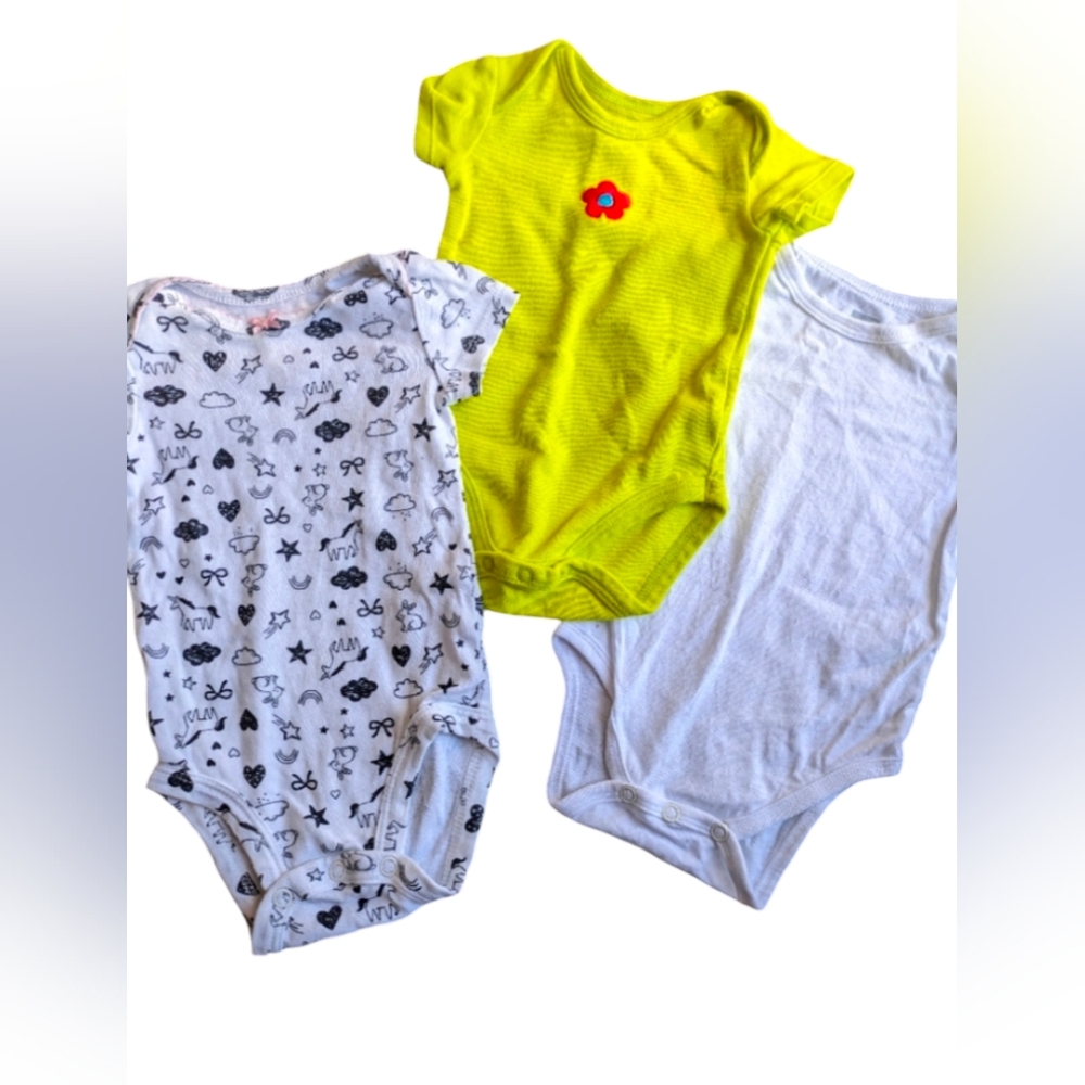 🌞4/20$ Baby bodys 3M